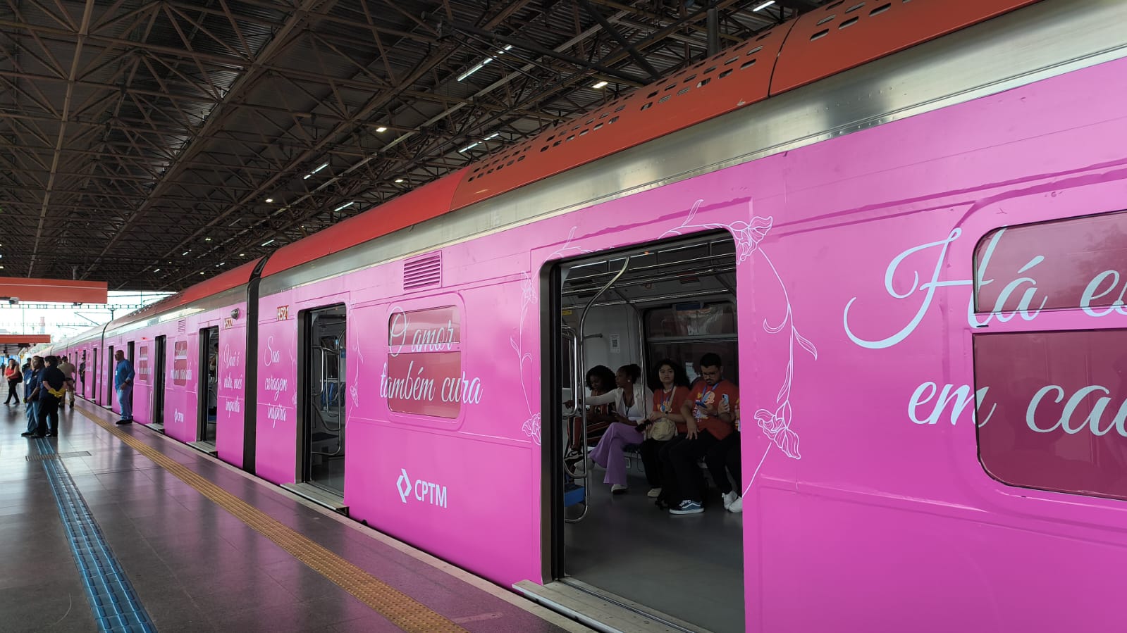 Trem da Esperança (Trem Rosa)