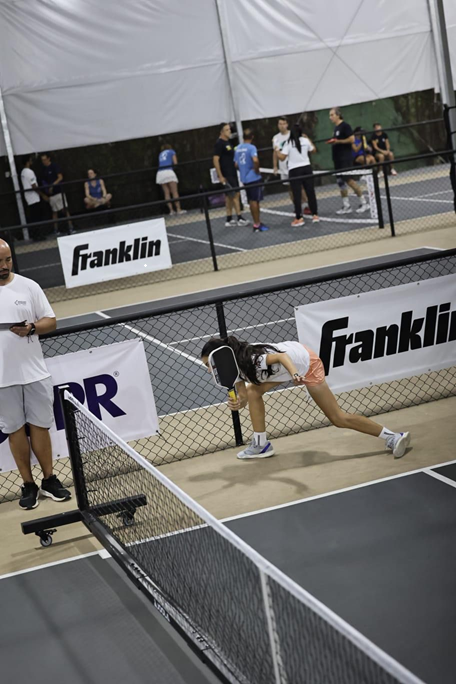 Na imagem, a atleta de pickleball, Sarah Gama.