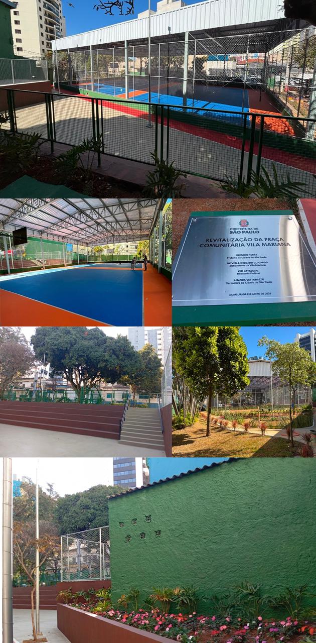 Uma colagem vertical composta por cinco fotografias registra a revitalização de uma praça comunitária e quadra poliesportiva. Na parte superior, uma vista panorâmica e elevada mostra a quadra coberta por uma estrutura metálica e cercada por alambrado verde, com piso pintado nas cores azul, laranja e vermelho, rodeada por plantas ornamentais e prédios ao fundo sob céu ensolarado. Logo abaixo, à esquerda, uma foto interna no nível do piso exibe o teto metálico inclinado e a pintura vibrante da quadra, onde duas pessoas aparecem ao fundo perto da tabela de basquete. À direita, em destaque, está uma placa de metal prateado com o brasão da cidade e os dizeres: "Prefeitura de São Paulo. Revitalização da Praça Comunitária Vila Mariana", citando o Prefeito Ricardo Nunes, o Subprefeito Oliver J. Delgado Guajardo, o Deputado Federal Kim Kataguiri, a Vereadora Amanda Vettorazzo, e a data de inauguração em junho de 2024. Abaixo, duas fotos mostram a infraestrutura do local: uma pequena arquibancada marrom com uma escada de acesso ao lado de árvores frondosas, e uma área de jardim com mudas de plantas e canteiros recém-plantados. Na imagem da base, destaca-se um muro alto pintado de verde vibrante atrás de um canteiro elevado de cor marrom com flores vermelhas e folhagens verdes.